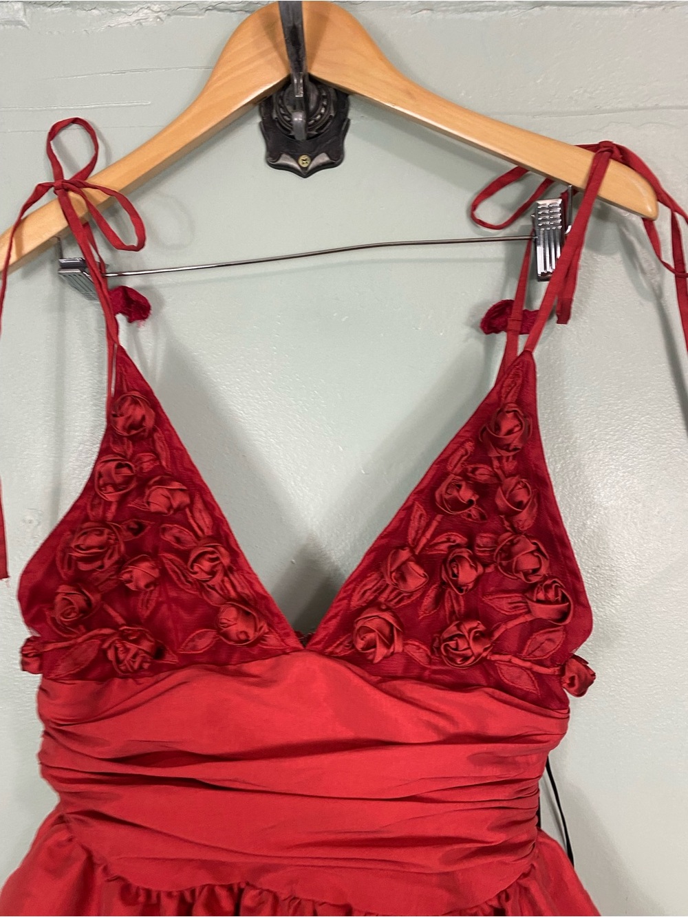 For Love & Lemons Esmerelda Mini Dress Red 3D Floral Bubble Hem Small - Picture 3 of 9